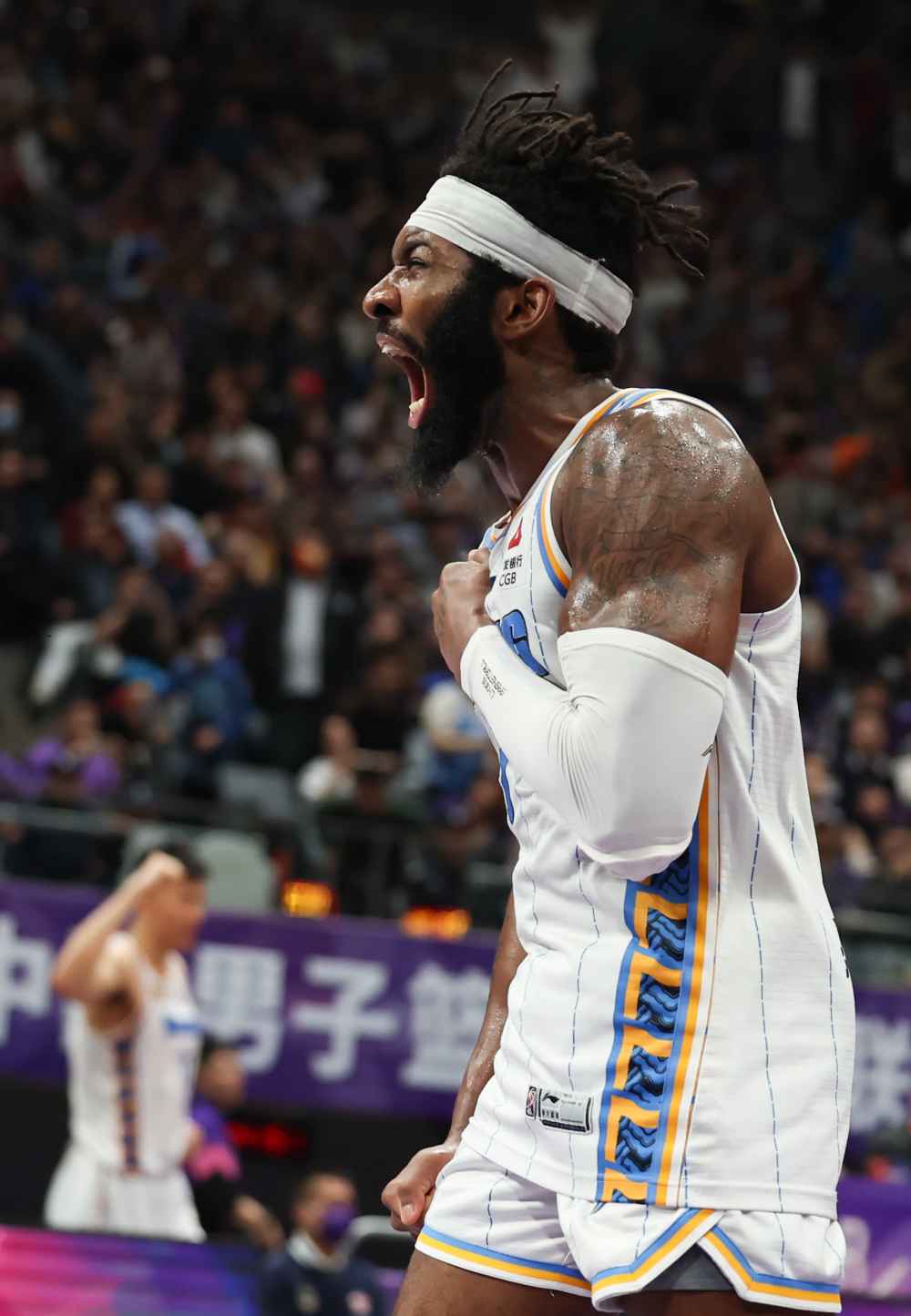 Kaiyun-这也行？今晨北京首钢调整名单以备欧冠费耶诺德临场应变备战CBA季后赛，拜仁慕尼黑围绕社区盾回应争议的简单介绍